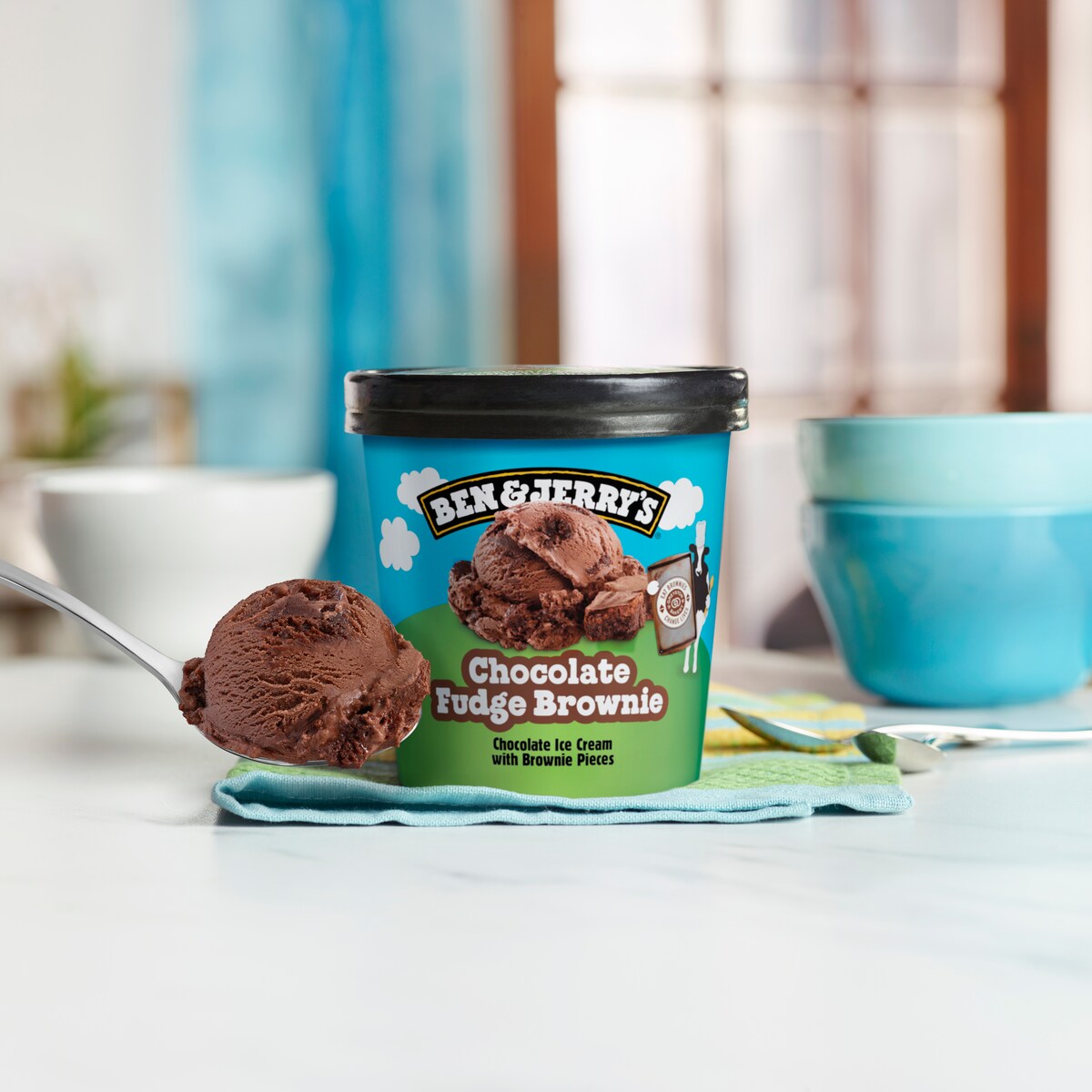 Chocolate Fudge Brownie Glace Pint 5 / 5